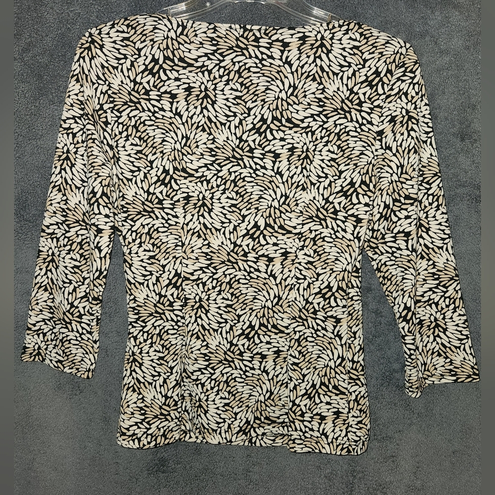 BCBG Paris Black and Cream Patterned Top Size Small - Picture 5 of 6